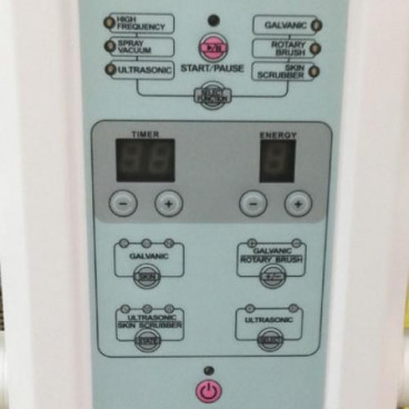 Многофункциональная косметологическая стойка H-5050