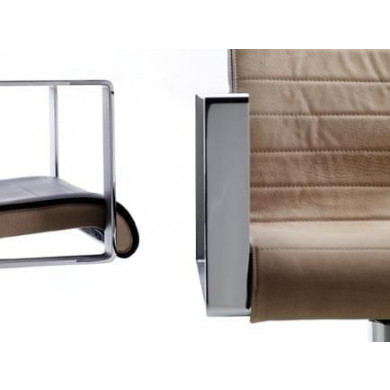 Кресло парикмахерское BLADE 